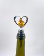 Load image into Gallery viewer, Wine cork heart-shaped with light amber piece
