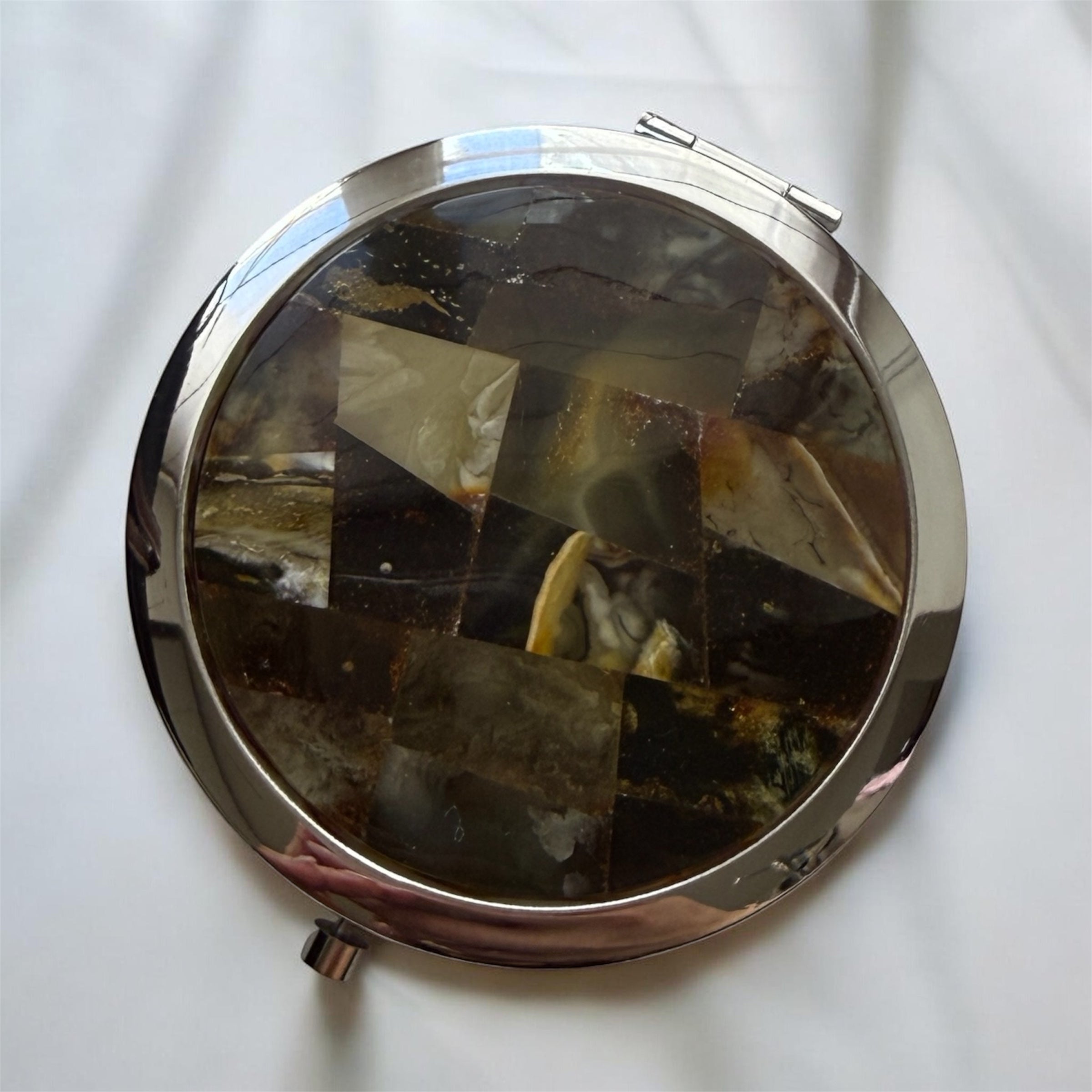 Round Hand Mirror