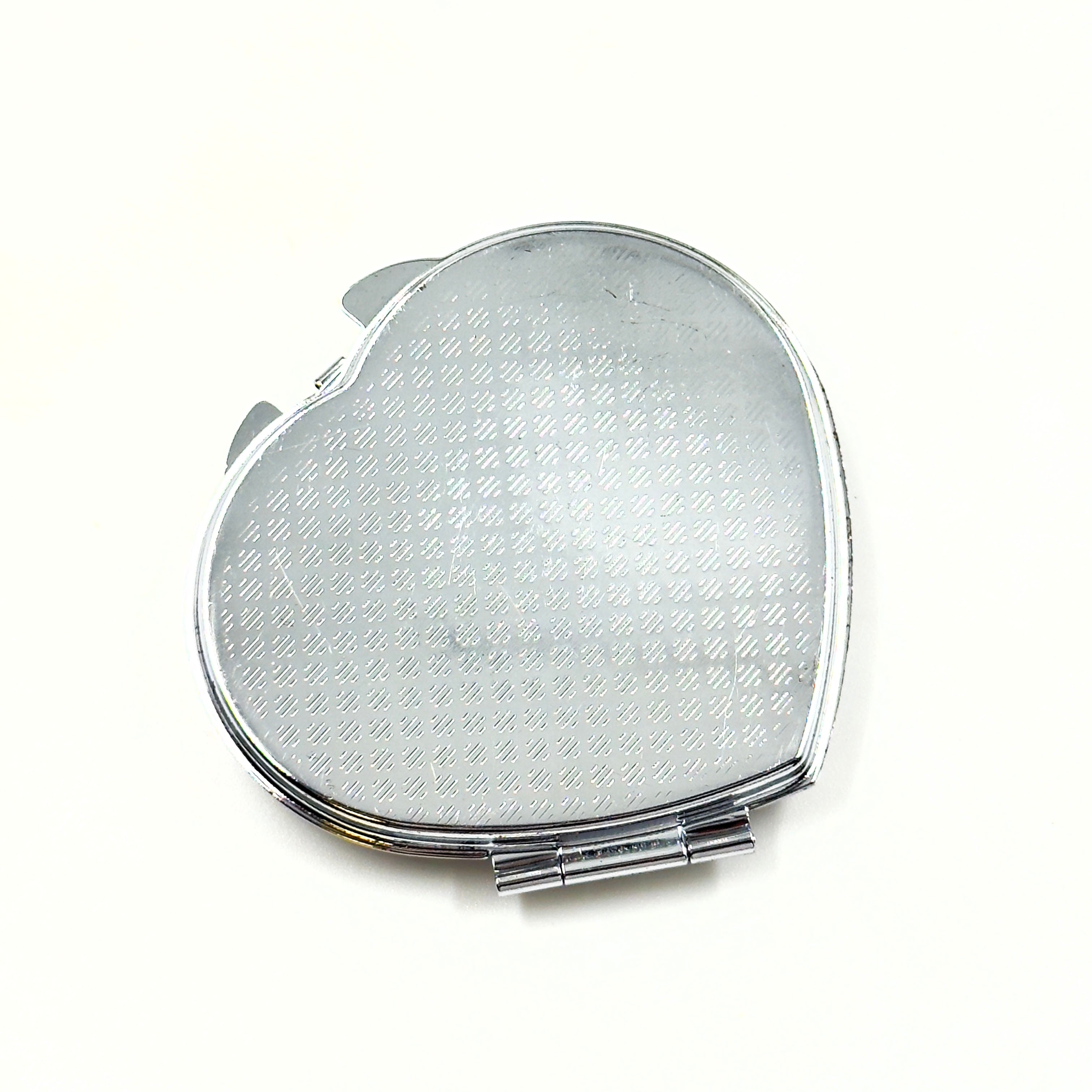 Heart-Shaped Compact Mirror With Textured Surface