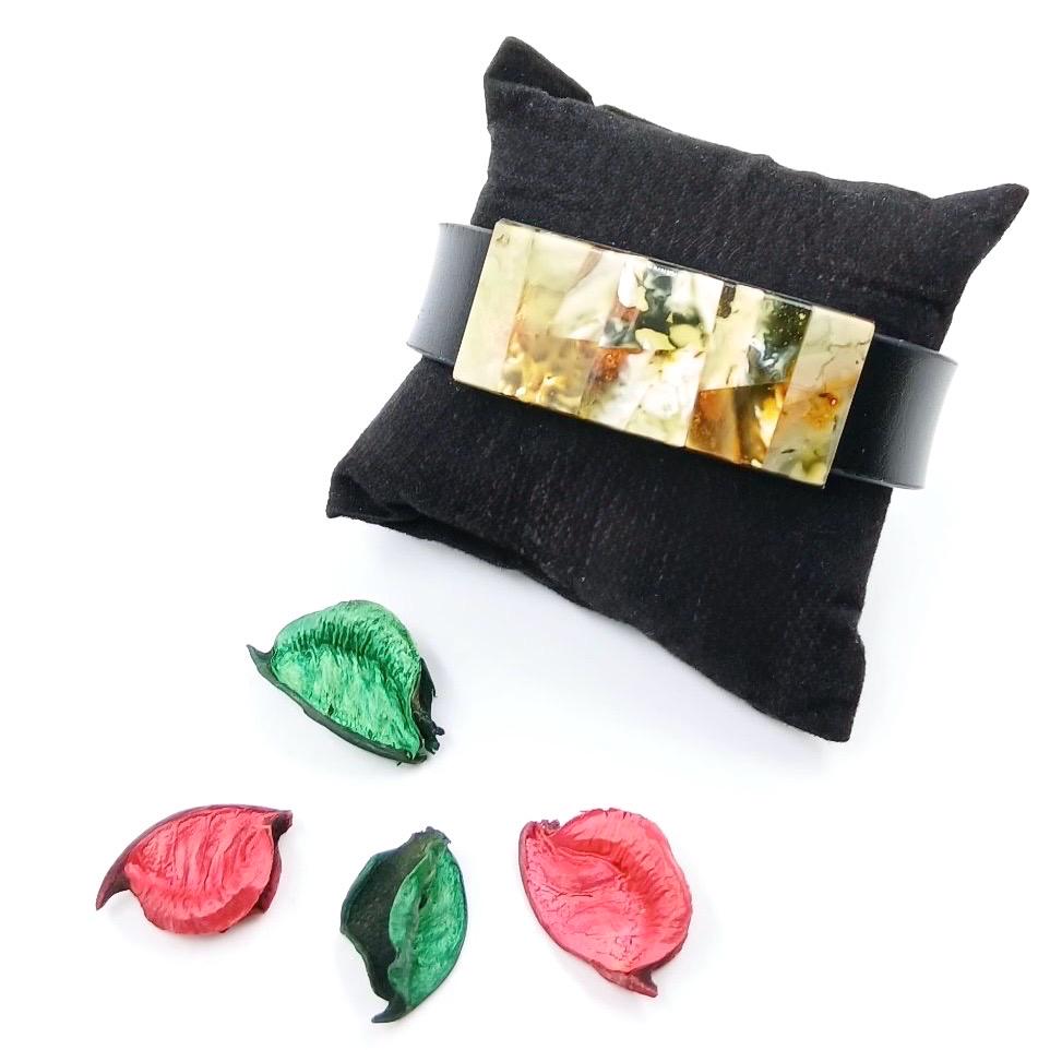 Leather Bracelet Gift Unisex / Green Amber Leather Bracelet / Baltic Amber / Gift gor Her / Goft for Him