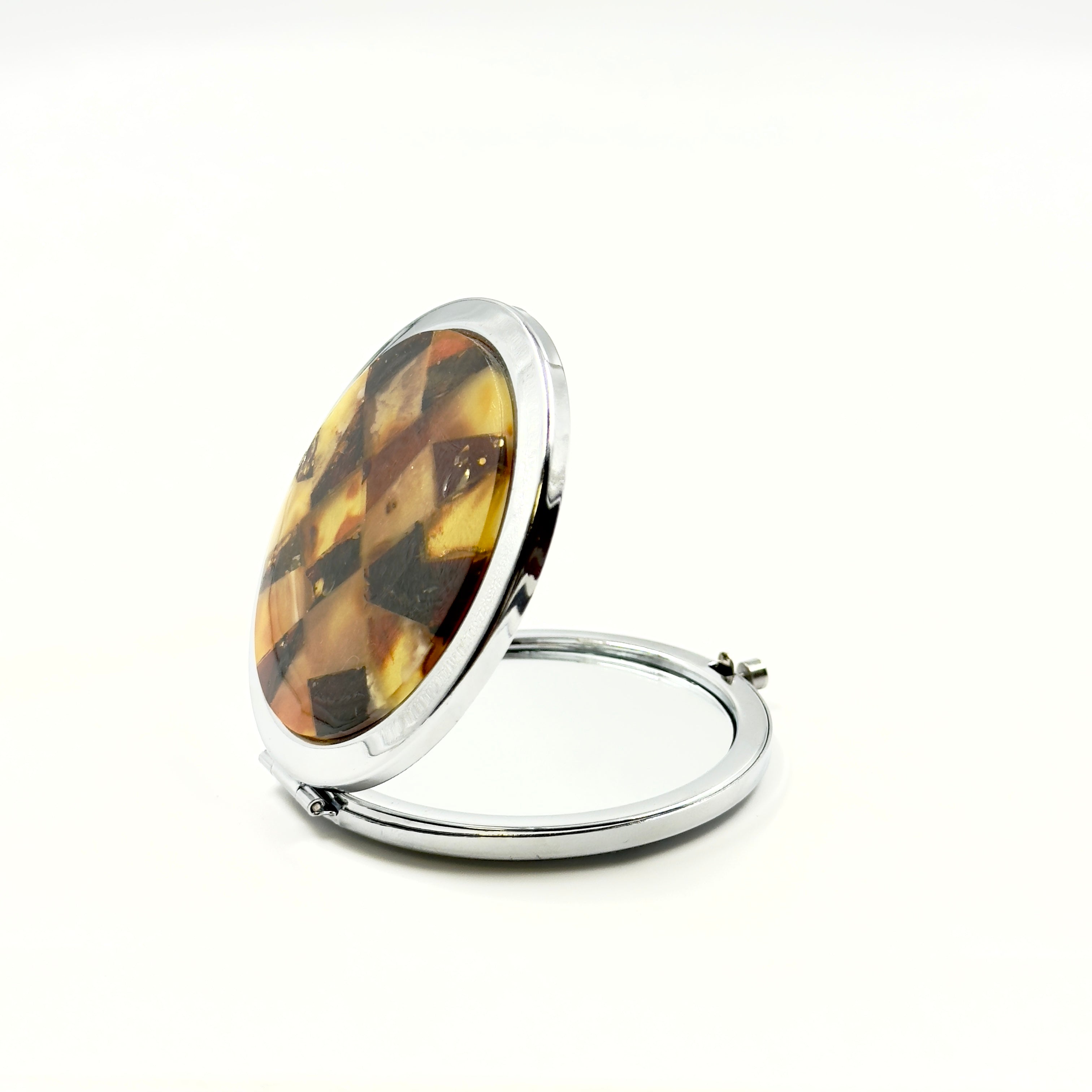 Stylish Round Shaped Mirror For Daily Use